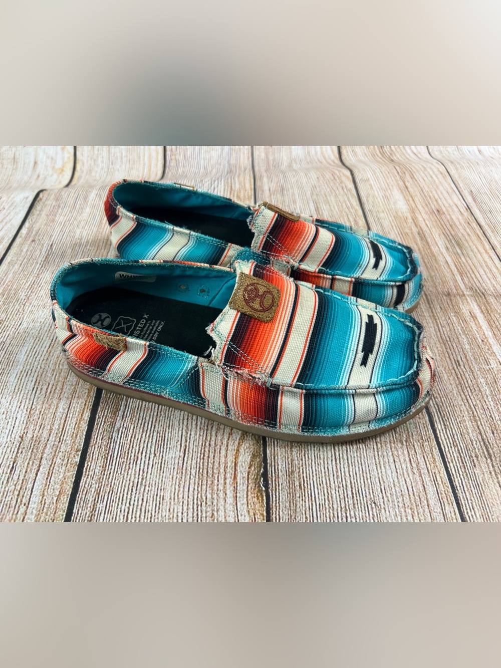 Women’s Twisted X Hooey Slip On Shoes Size 7 M Sunset Serape Loafers WHYCL01